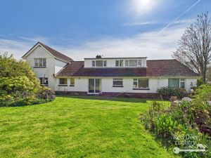 Rear- click for photo gallery